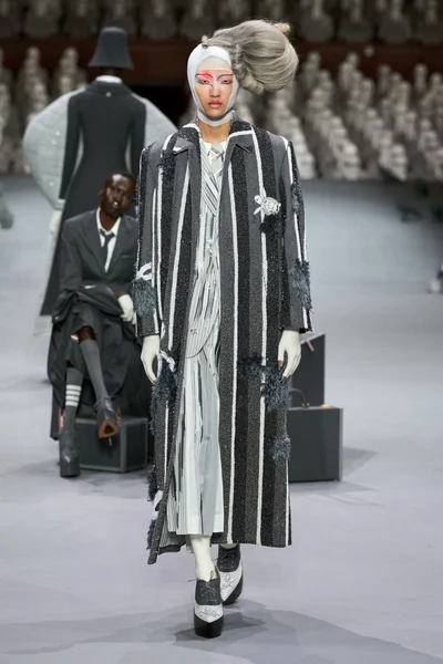 Look 44